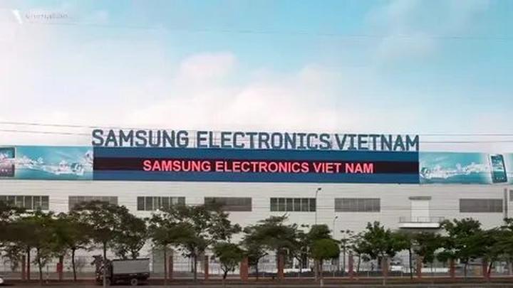 4 kiểu áo không thể thiếu - Cảm hứng video marketing từ Hotspot Matrix